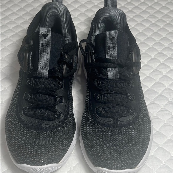 Under Armour Black and Gray Athletic Shoes - Picture 1 of 8